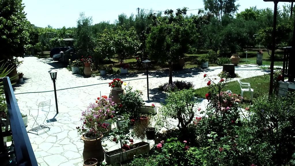 Apartamento Nireas Nea Skioni Exterior foto