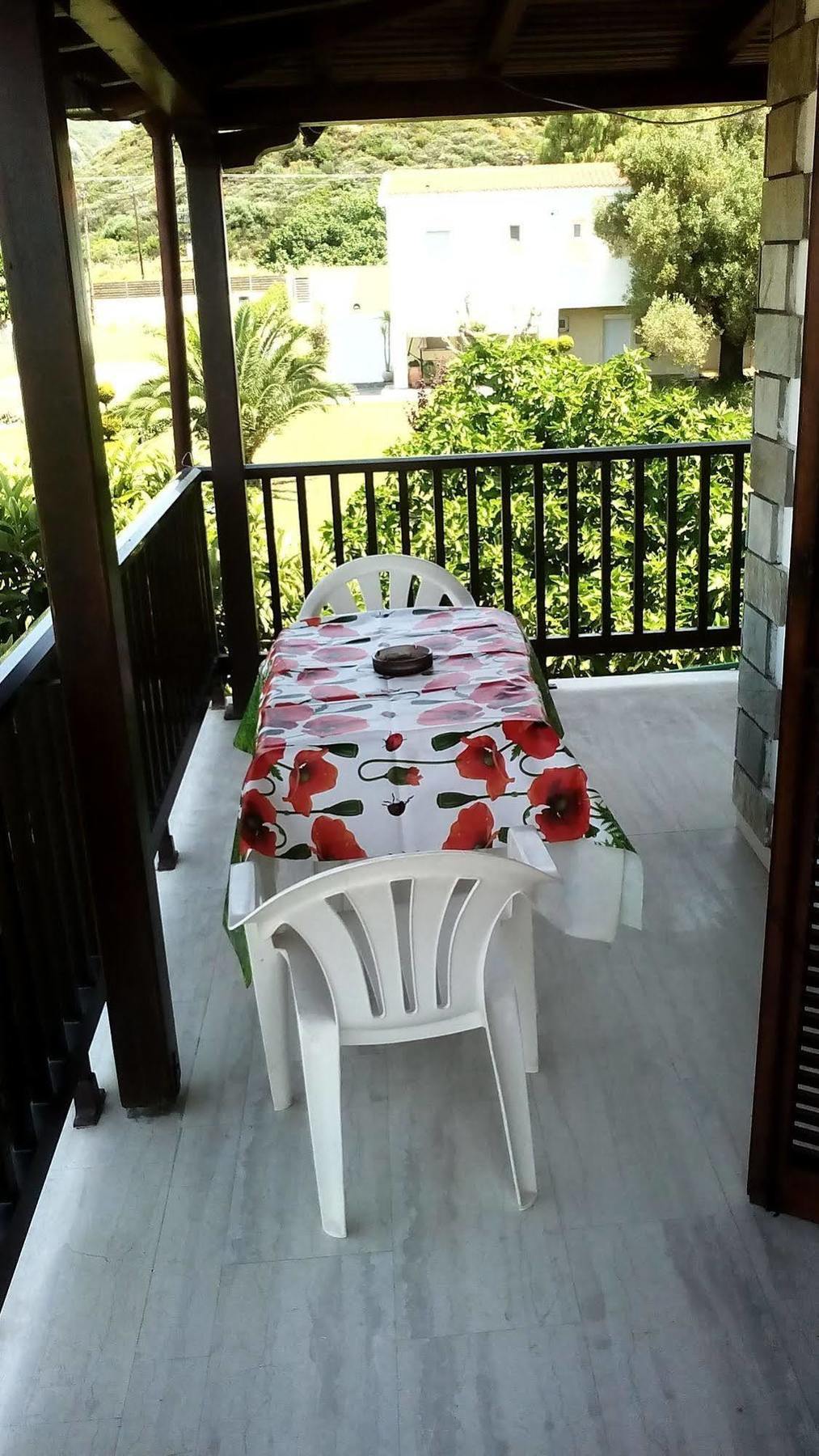 Apartamento Nireas Nea Skioni Exterior foto